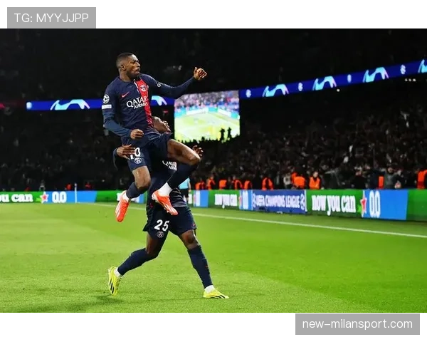 巴萨与巴黎圣日耳曼激战正酣 登贝莱缺阵成焦点引发热议